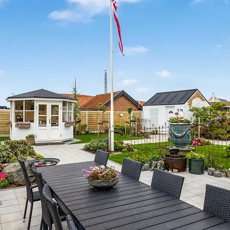 Adelina - 500m From The Sea By Interhome *